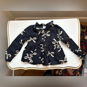 NWOT 3T Carter’s Black Top with Cream Bow Pattern